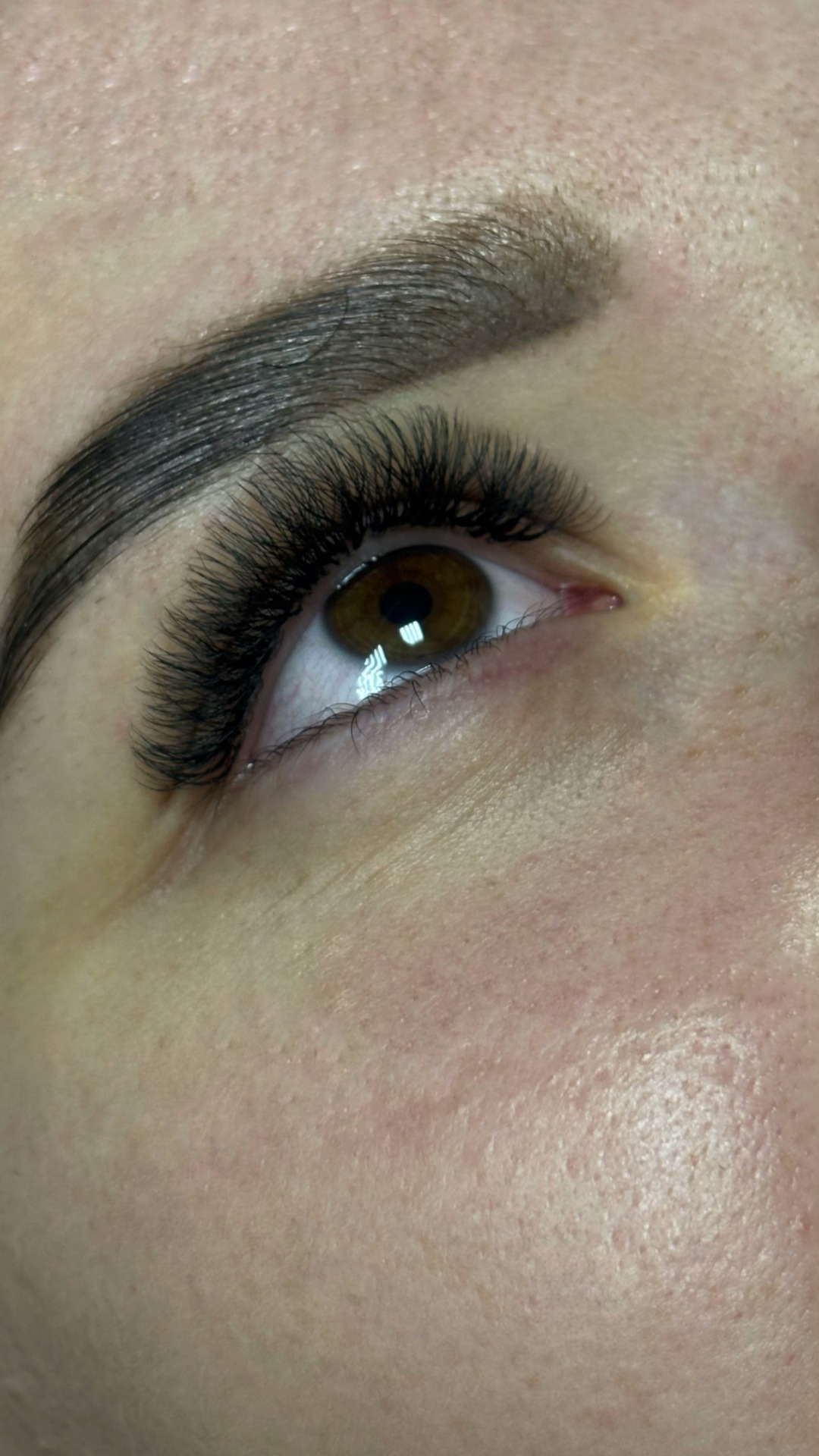 Podaljšane trepalnice rezultat v Ruya Aesthetics